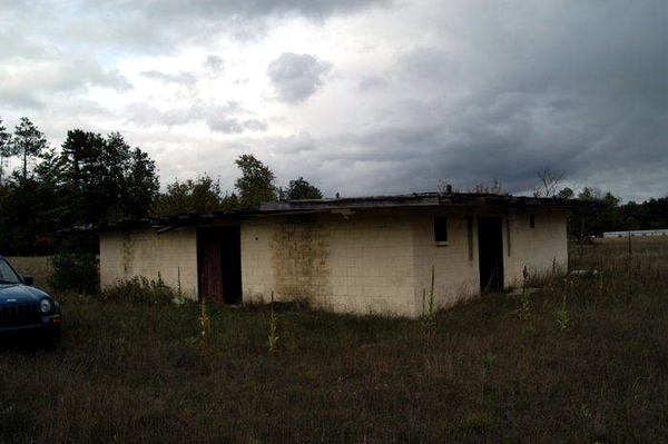Ken-Mar Drive-In Theatre - Sept 2003 (newer photo)